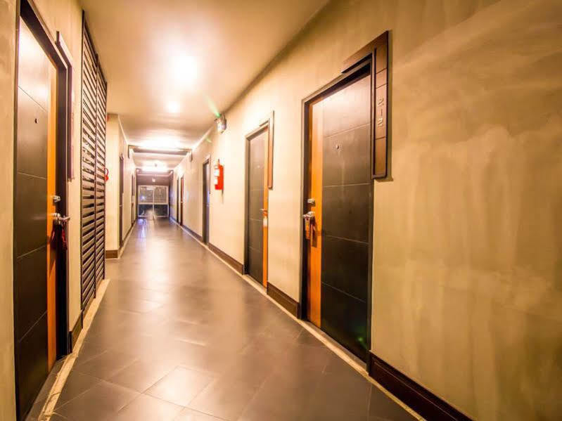 B2 Airport Hotel Chiang Mai Exterior foto